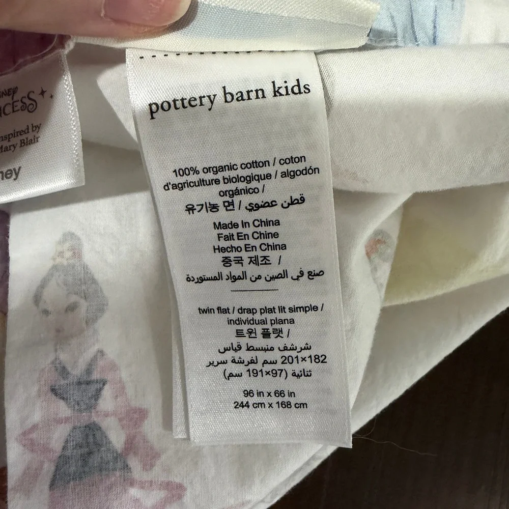 Pottery Barn Kids Twin Disney Princess Mary Blair Organic Cotton Sheet Set White